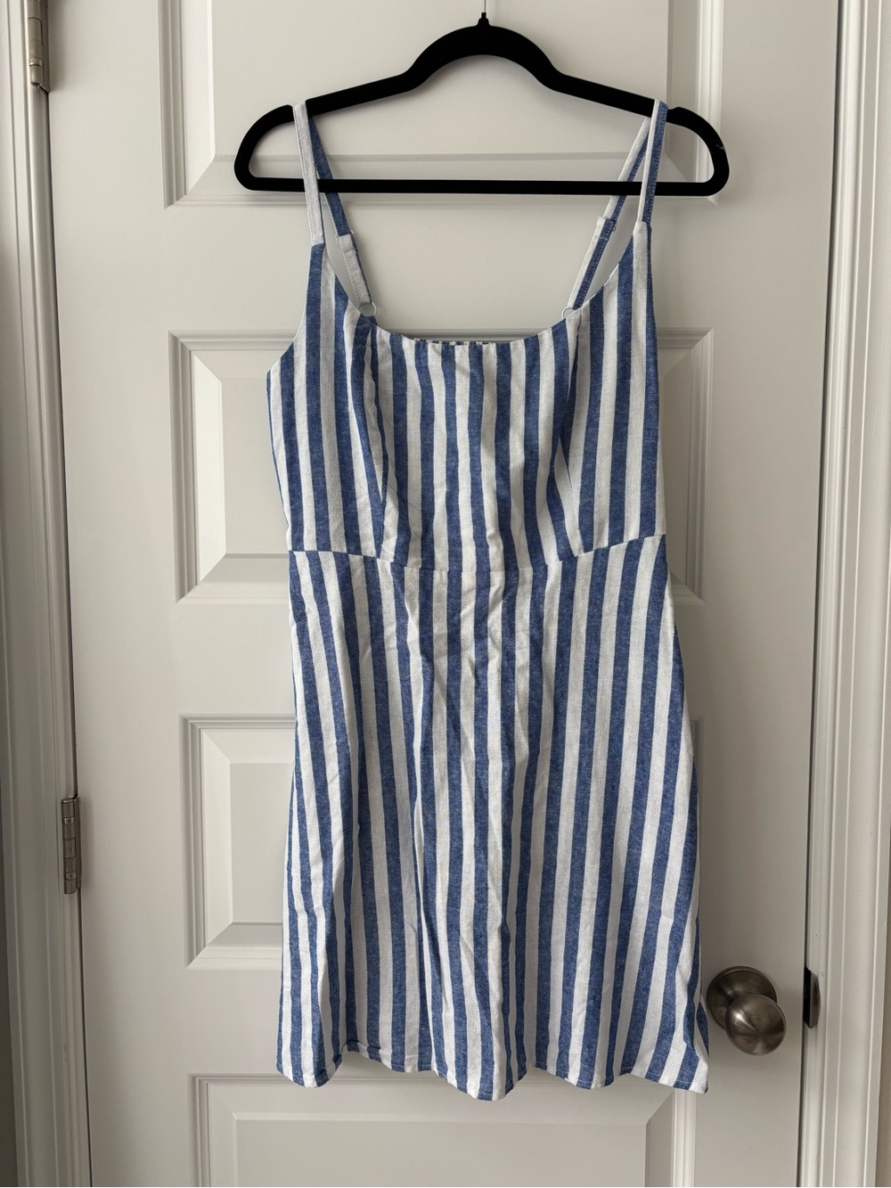 Old Navy Blue and White Striped Linen Dress - Spaghetti Strap M